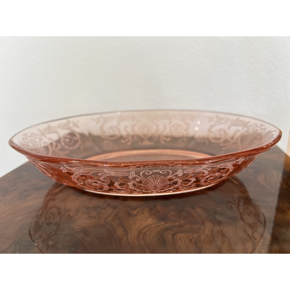 Fostoria Glass Versailles Pink 9 1/4" Oval Baker Serving Dish